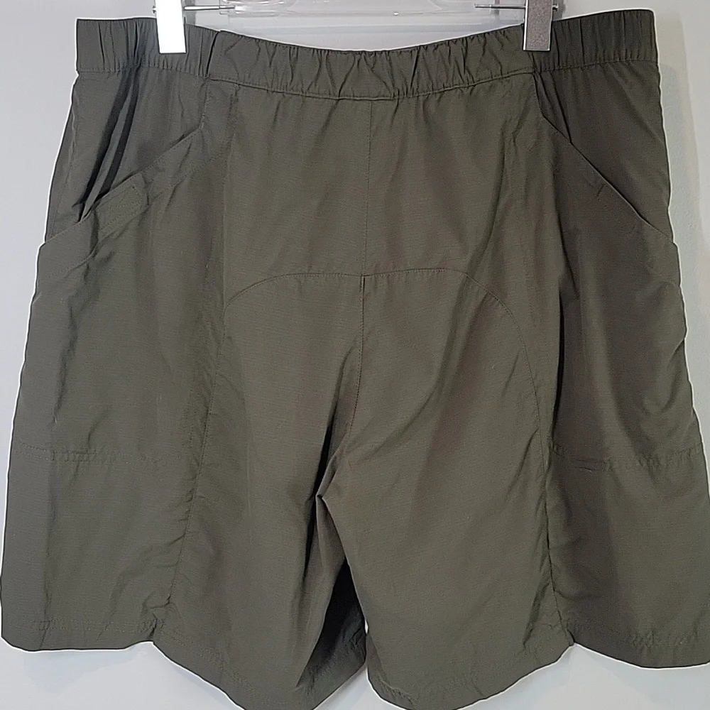 L.L. Bean Swim Trunks Lined Shorts size XL Men's  olive green